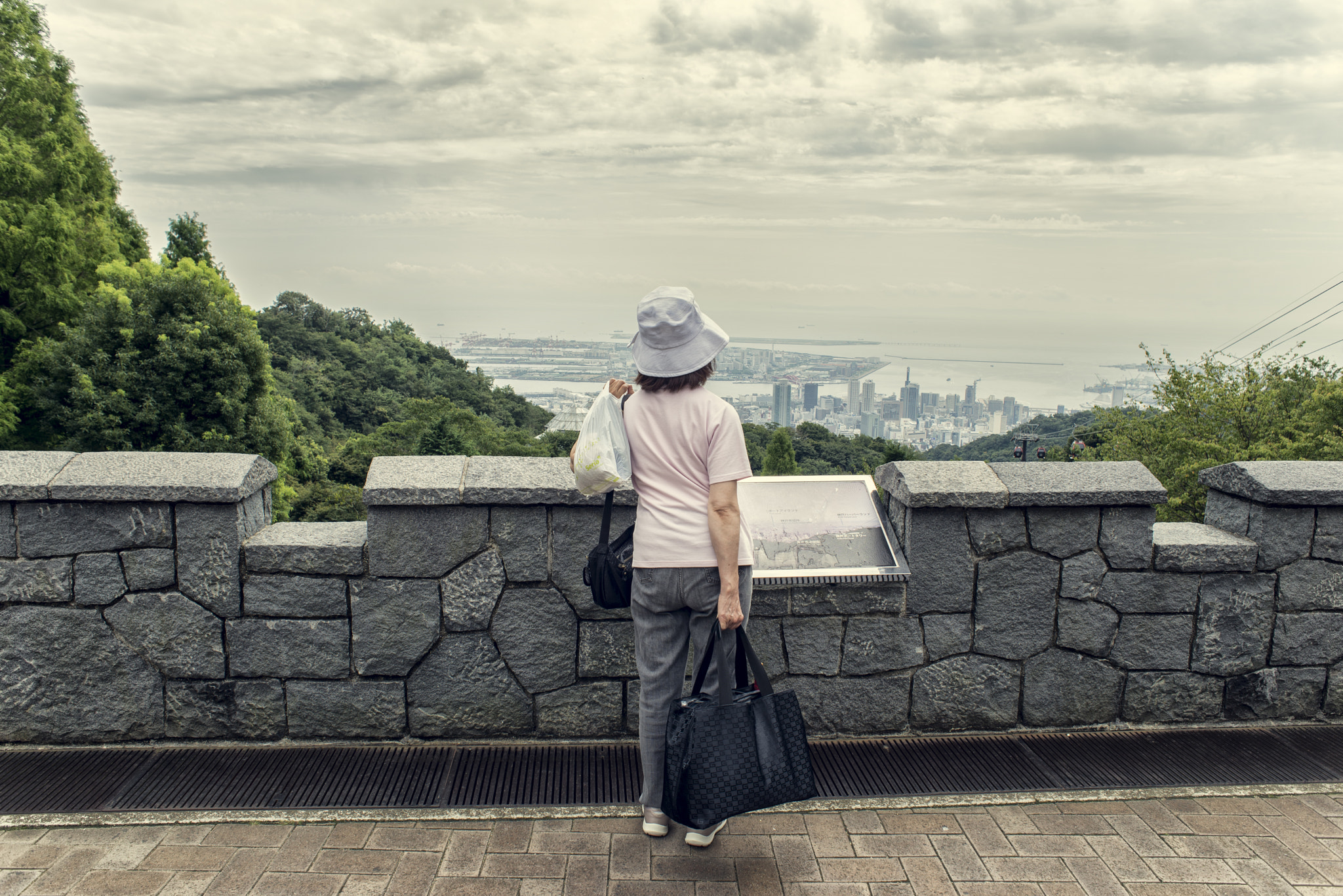 Nikon D610 + AF Nikkor 24mm f/2.8 sample photo. Horizontes kobe photography