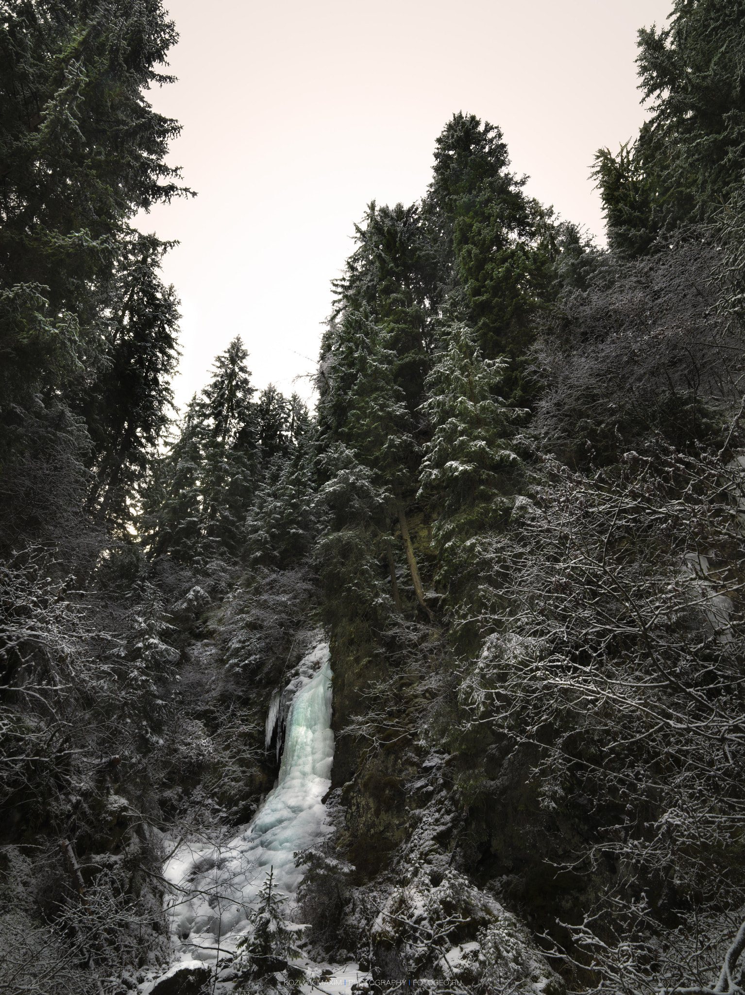 HCD 28 sample photo. Ice waterfall. dolomiti. italia. photography