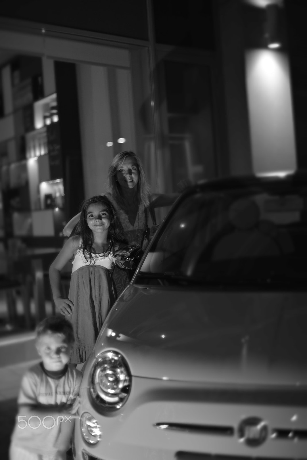Nikon D800 + Nikon AF Nikkor 50mm F1.4D sample photo. A fiat 500 with us photography