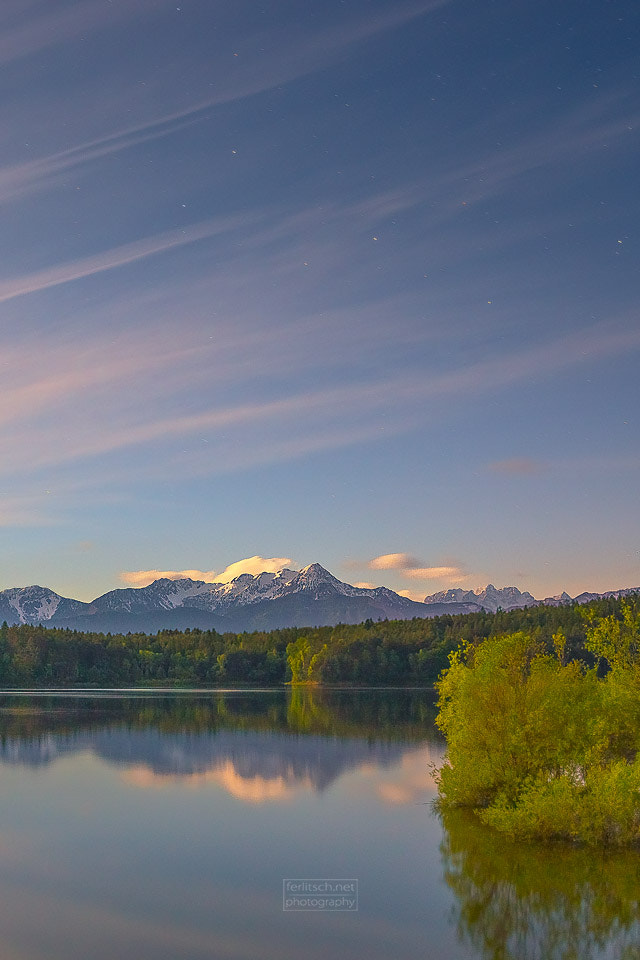 Sony a99 II + Sony 28-75mm F2.8 SAM sample photo. Luna light photography