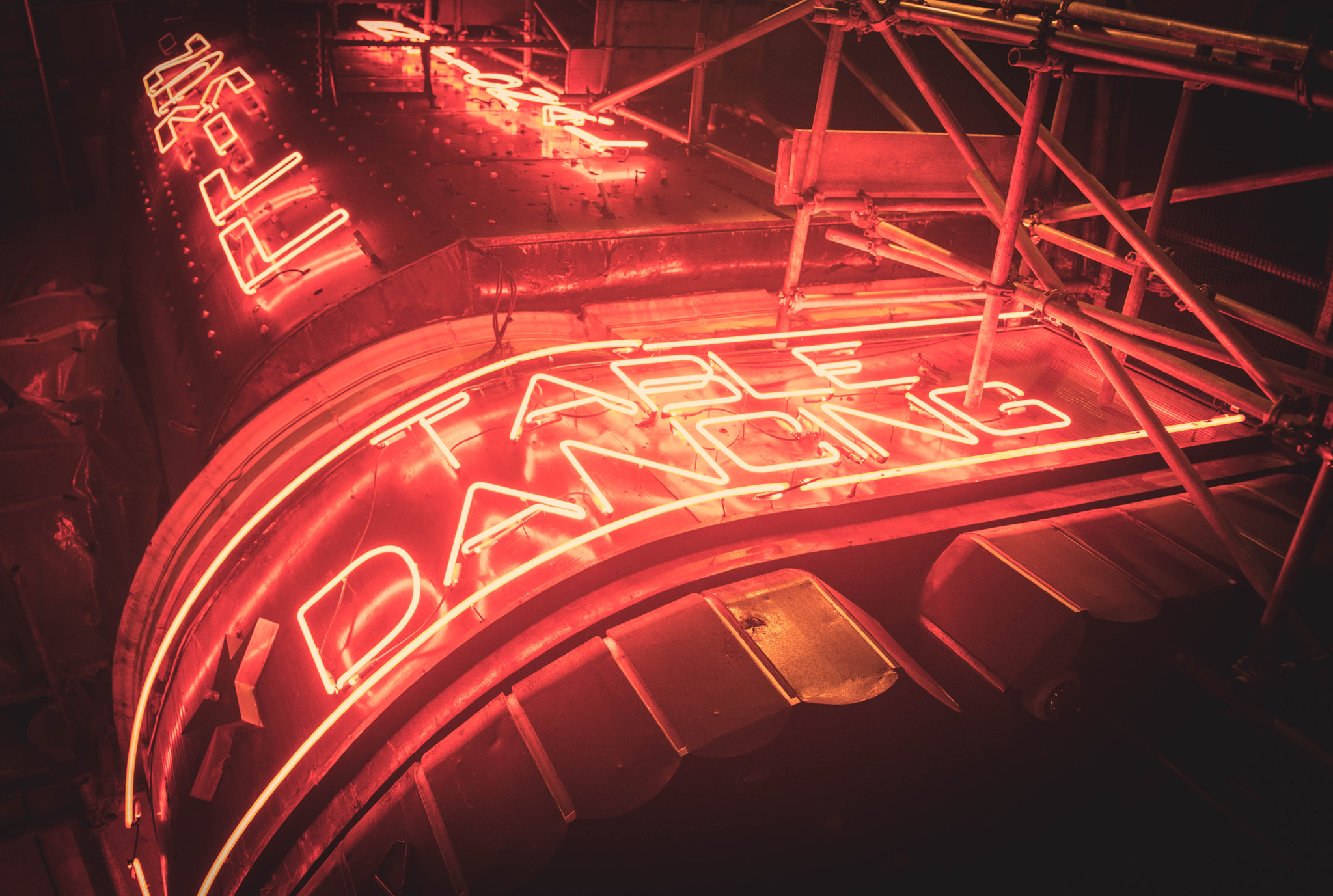 Sigma 18-35mm f/1.8 DC HSM sample photo. Neon photography