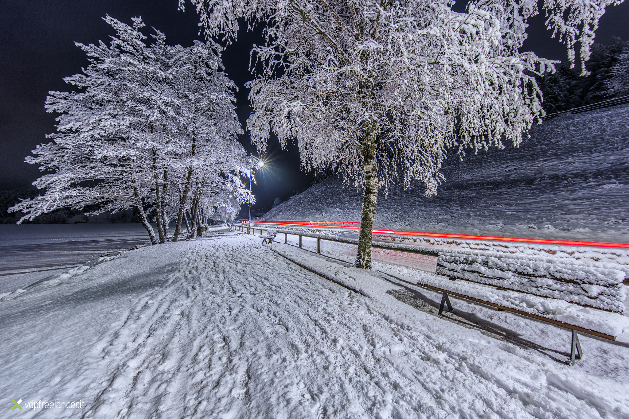 Canon EOS 5DS + Canon EF 11-24mm F4L USM sample photo. Snow & gost photography