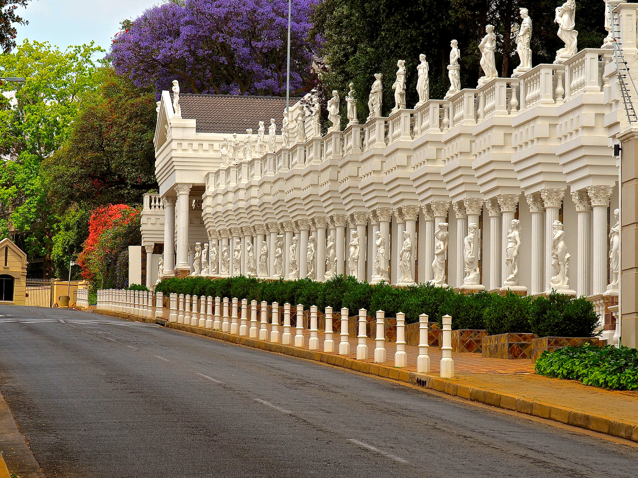 Olympus M.Zuiko Digital ED 14-150mm F4-5.6 sample photo. Mansion in hyde park johannesburg south africa photography