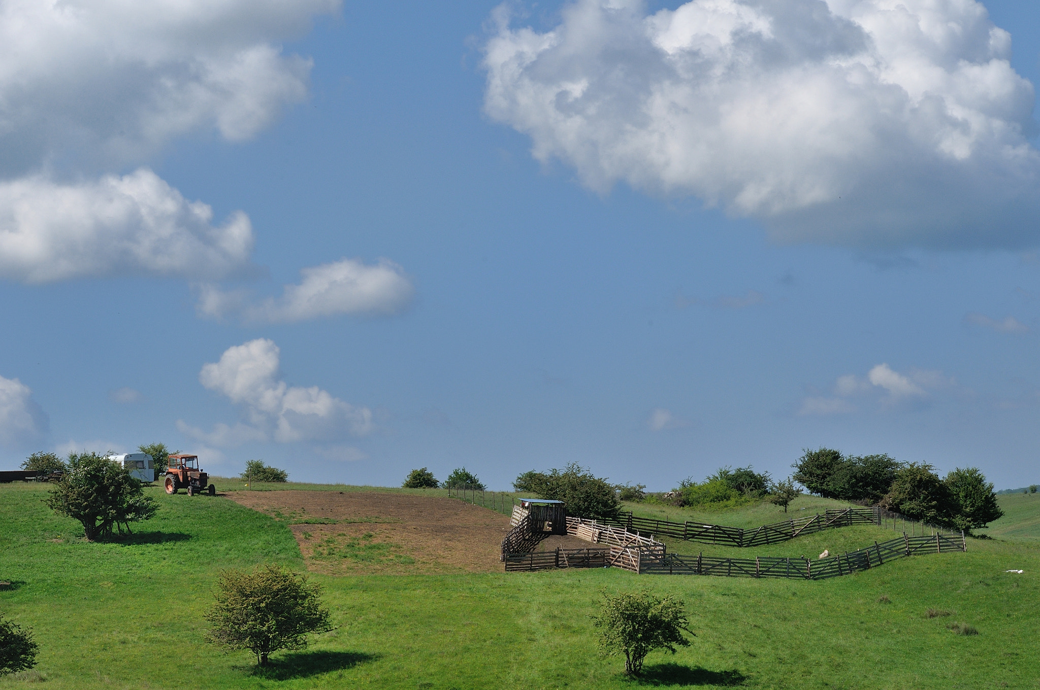 Sigma 70-300mm F4-5.6 APO DG Macro sample photo. Countryside photography