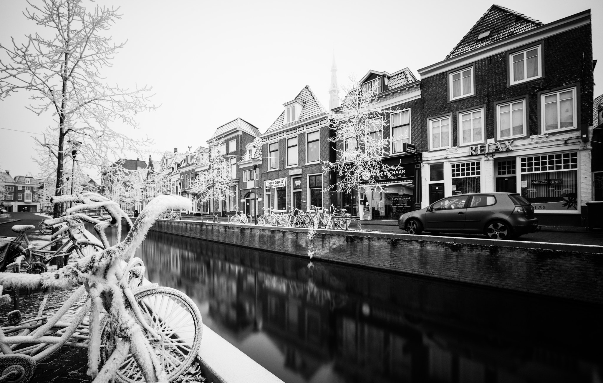 Canon EF 16-35mm F2.8L II USM sample photo. Leeuwarden canal photography