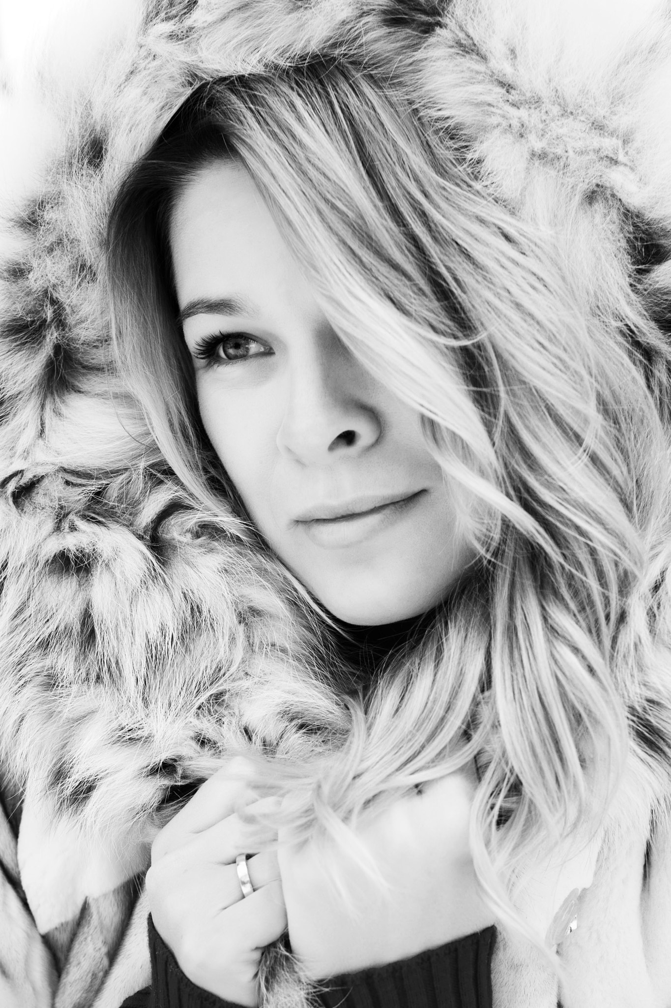 Nikon D800 + Nikon AF Nikkor 50mm F1.4D sample photo. Irina and a winter photography