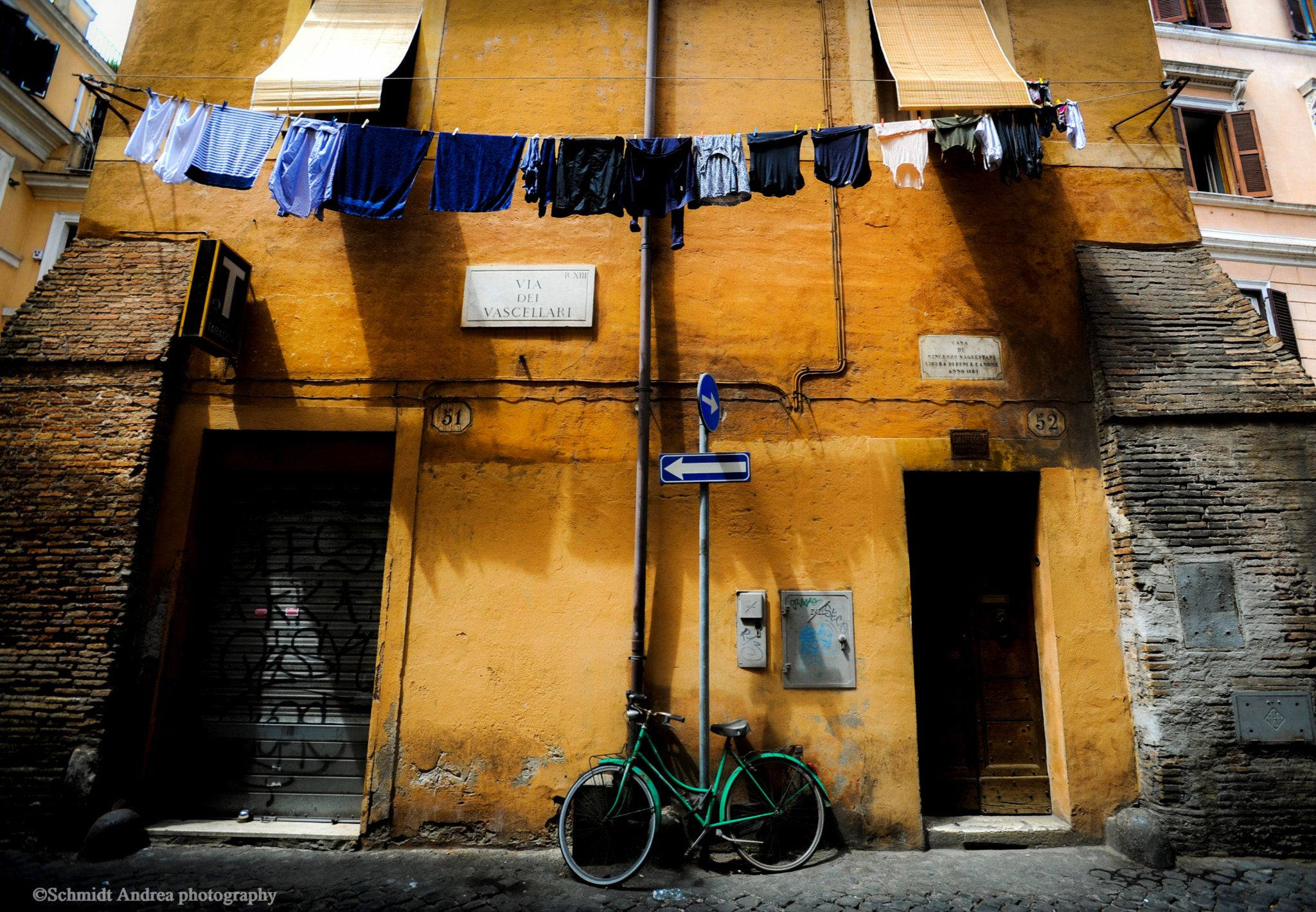 Nikon D3 + Nikon AF-S Nikkor 17-35mm F2.8D ED-IF sample photo. Rome, one of the streets in italy photography
