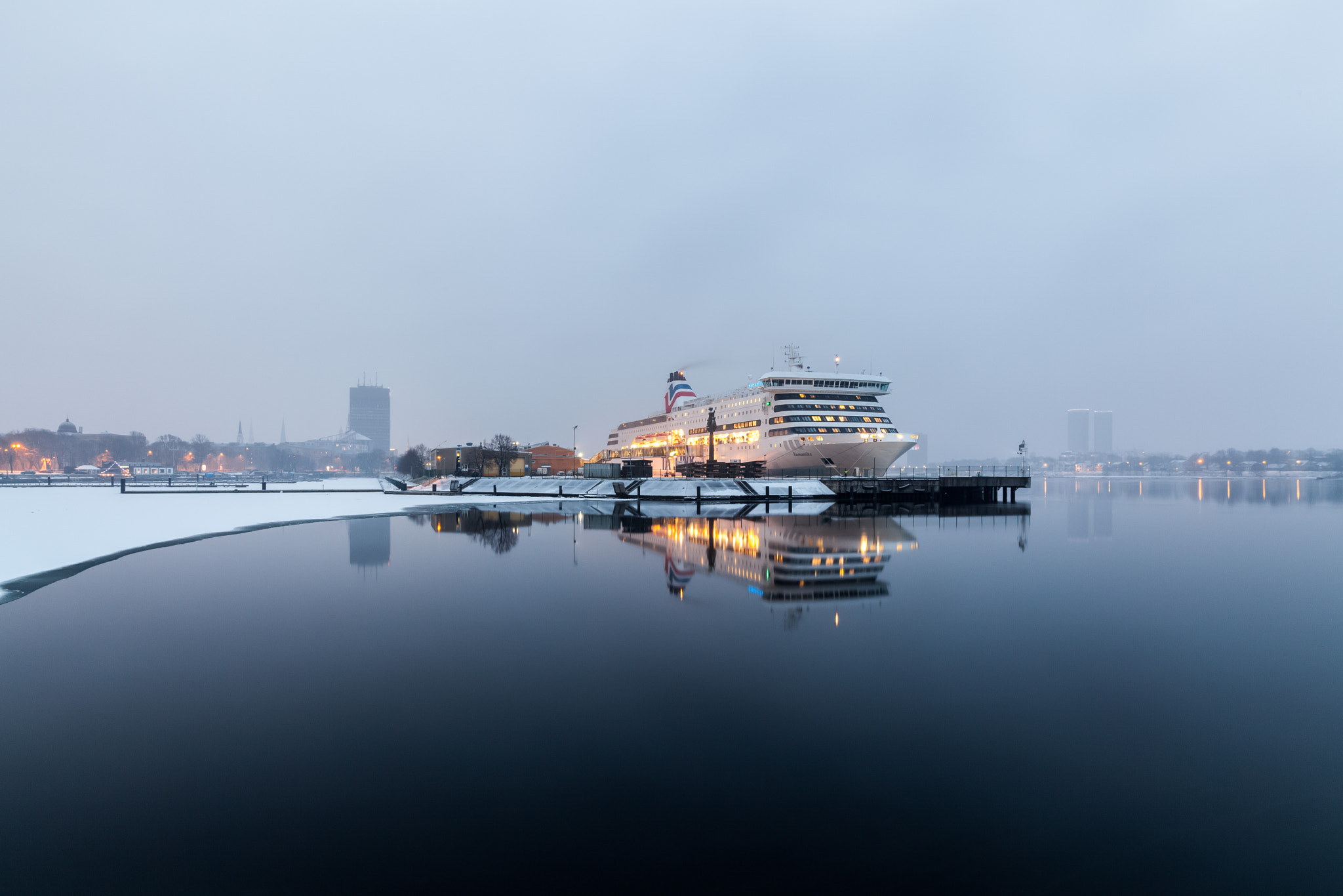 Sigma 20mm EX f/1.8 sample photo. Riga passenger port photography