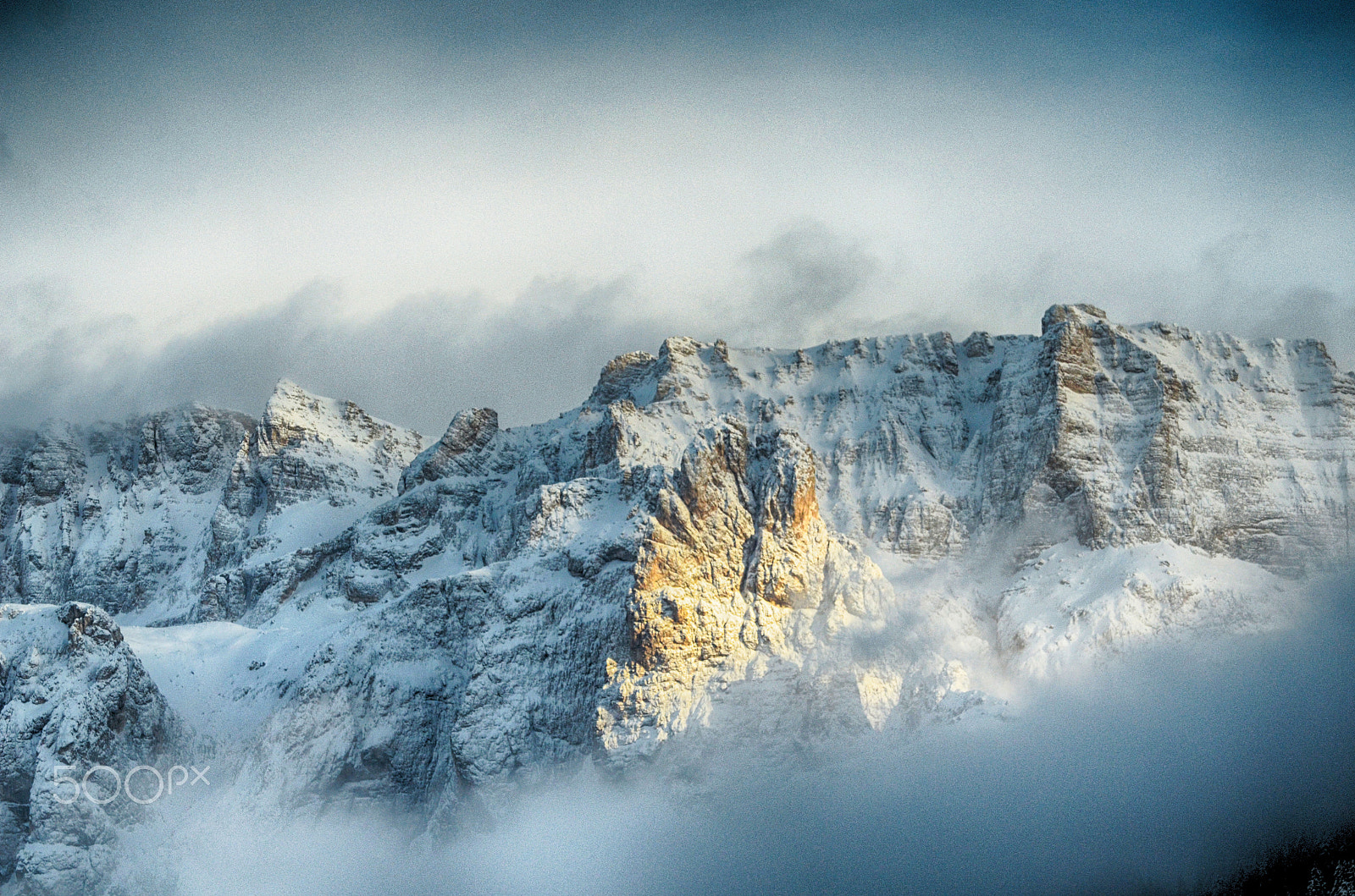 AF Zoom-Nikkor 35-70mm f/2.8 + 2x sample photo. Gruppo sella photography