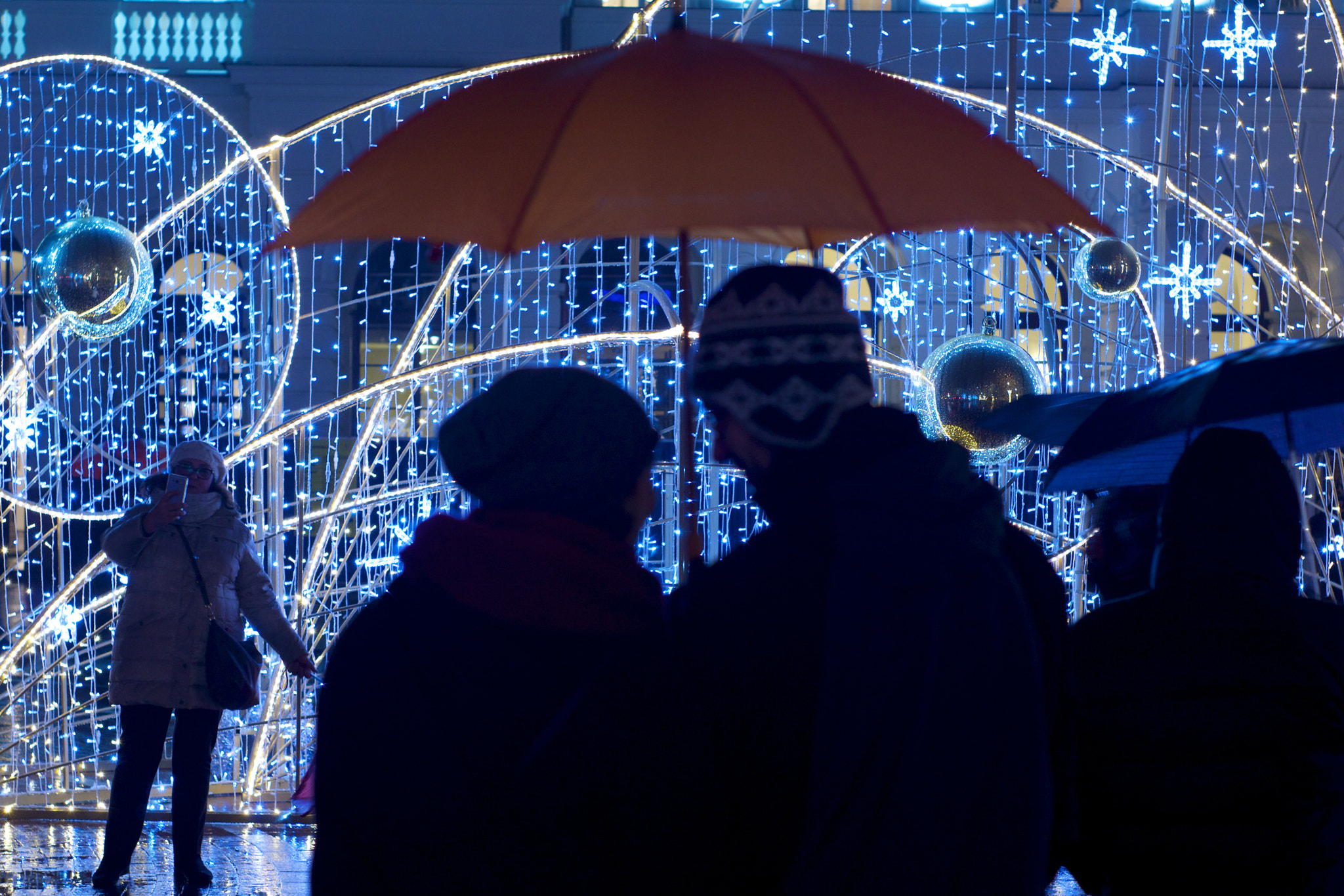 Sony SLT-A65 (SLT-A65V) + Minolta AF 50mm F1.7 sample photo. Young feeling love photography