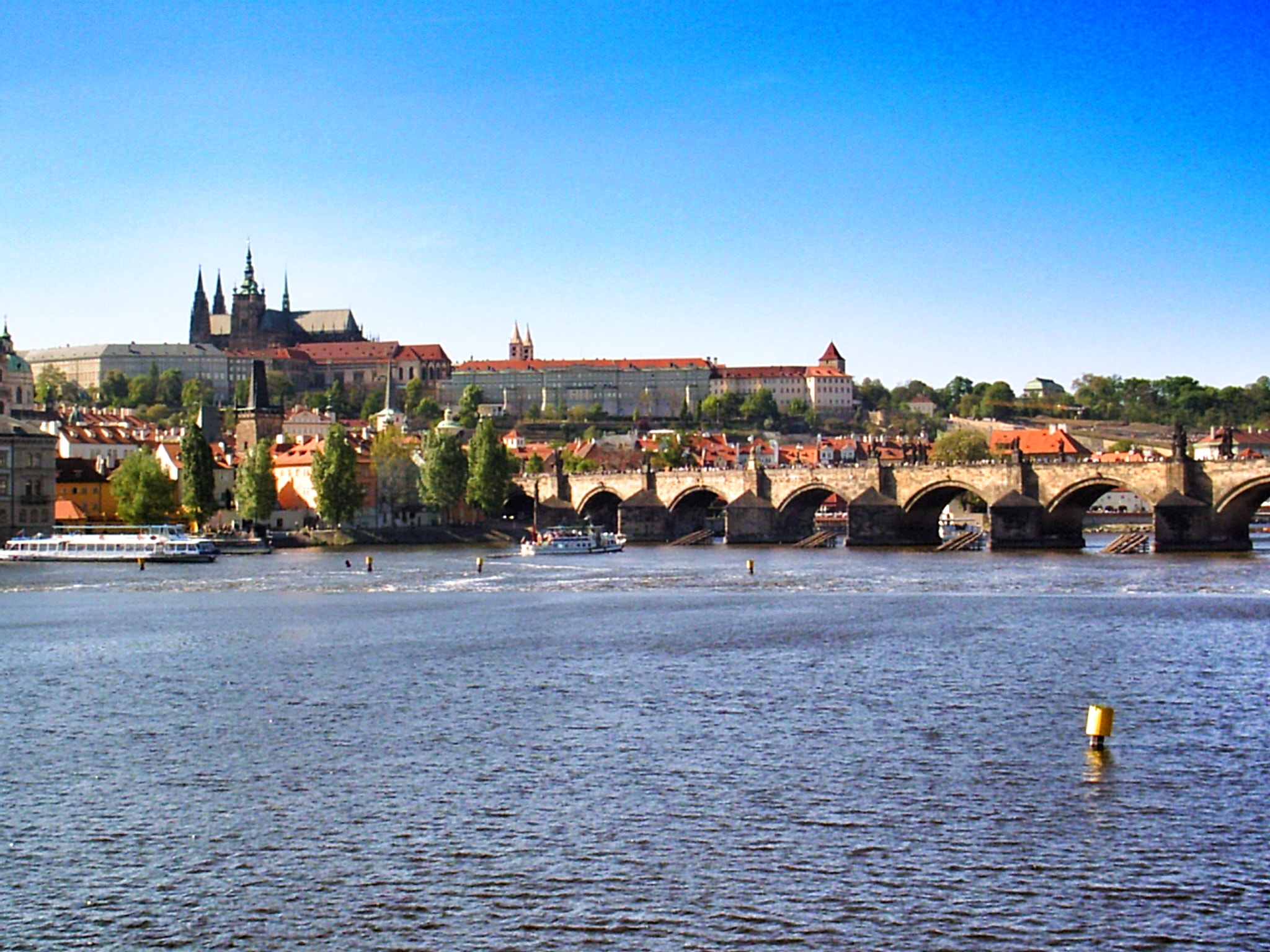 Samsung Digimax 301 sample photo. Beauty of the prague  photography