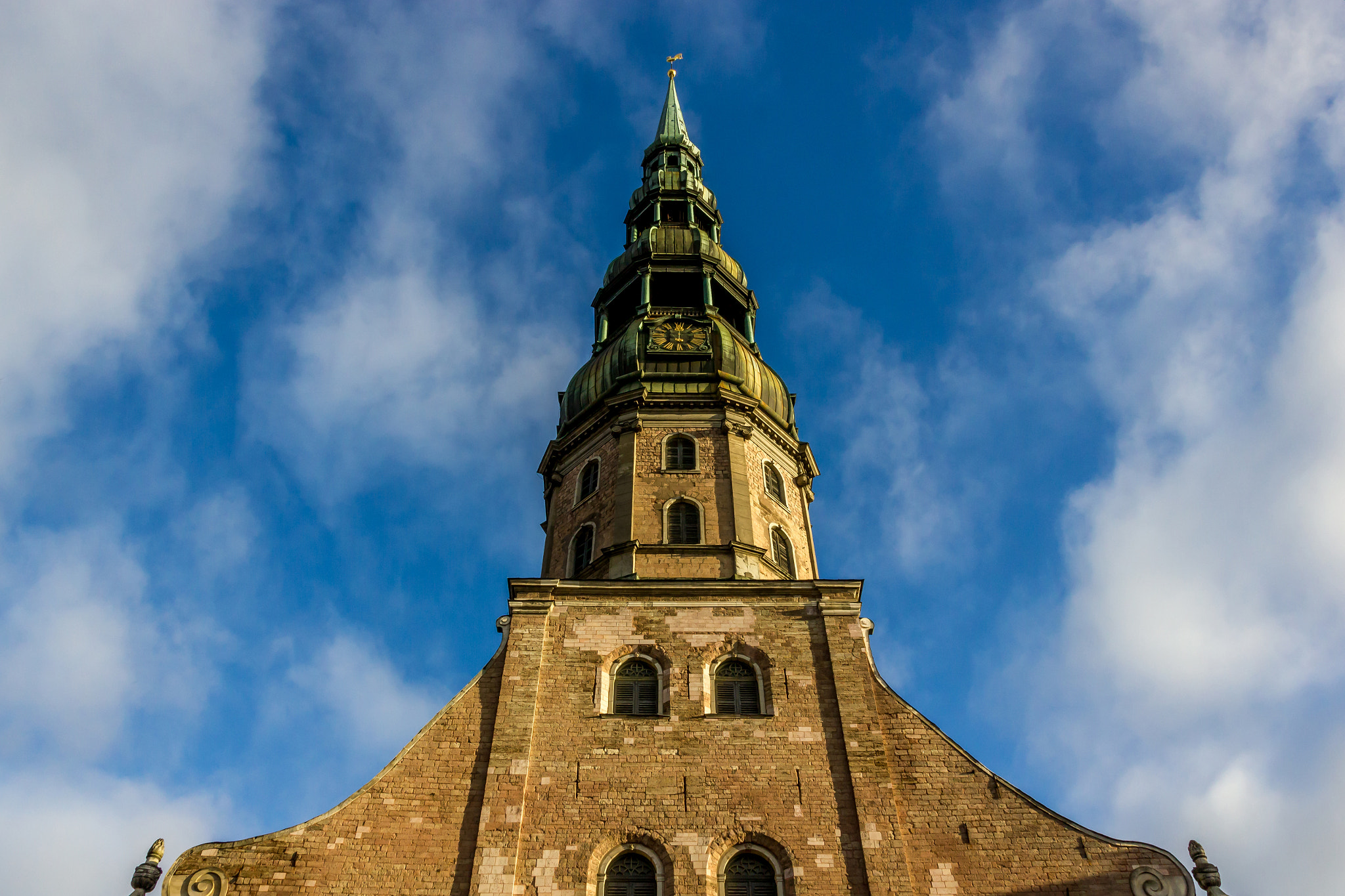 Canon EOS 550D (EOS Rebel T2i / EOS Kiss X4) + Sigma 17-70mm F2.8-4 DC Macro OS HSM sample photo. Petri church, riga photography