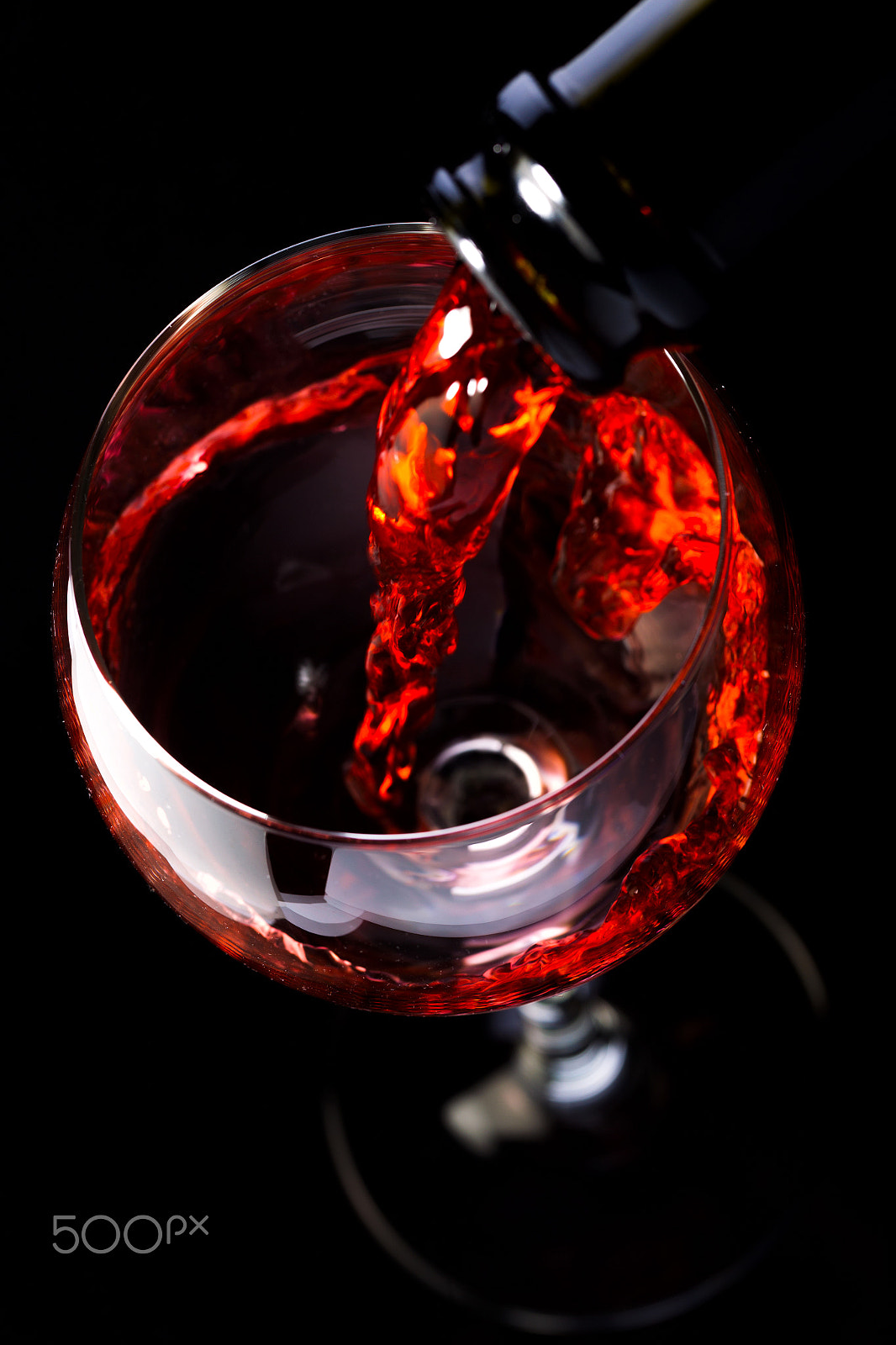 Canon EOS-1D Mark IV sample photo. Wine glasses with wine bottle on a black background, minimalism, photography
