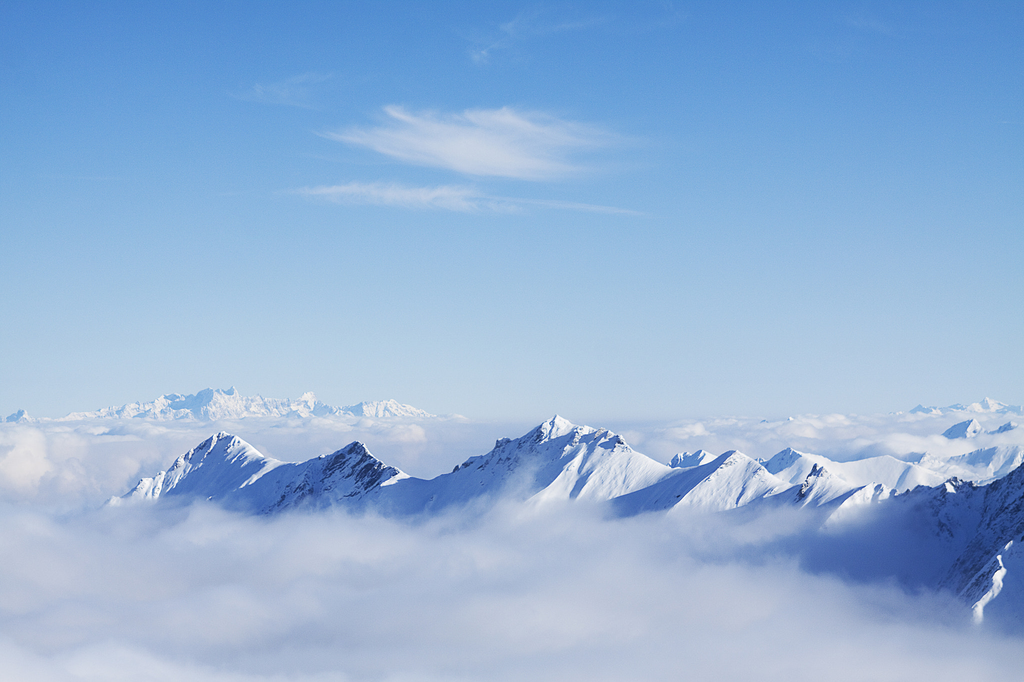 EF28-70mm f/2.8L USM sample photo. Above the clouds photography
