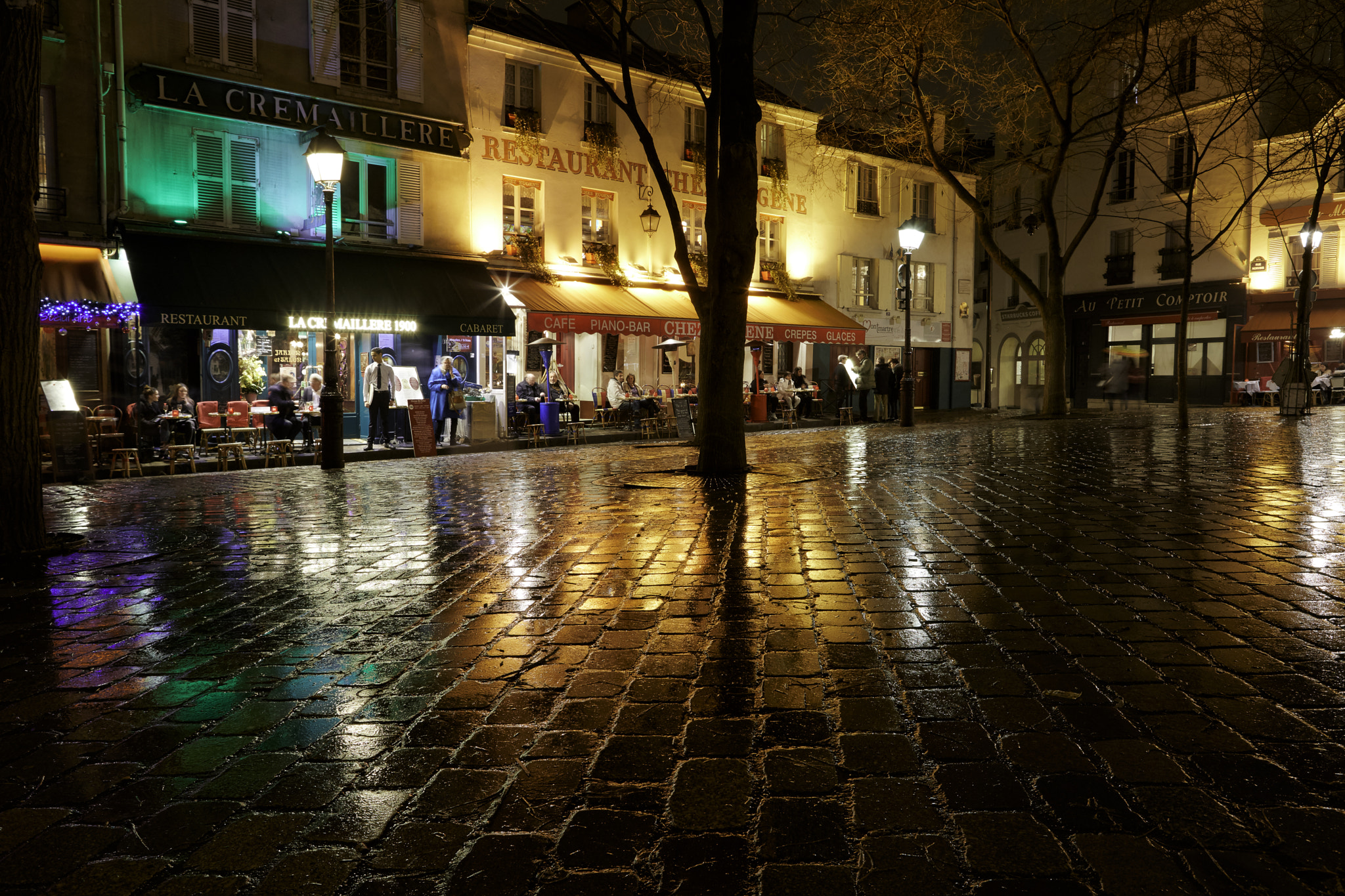 Canon EF 24-70mm F2.8L USM sample photo. La vie parisienne photography