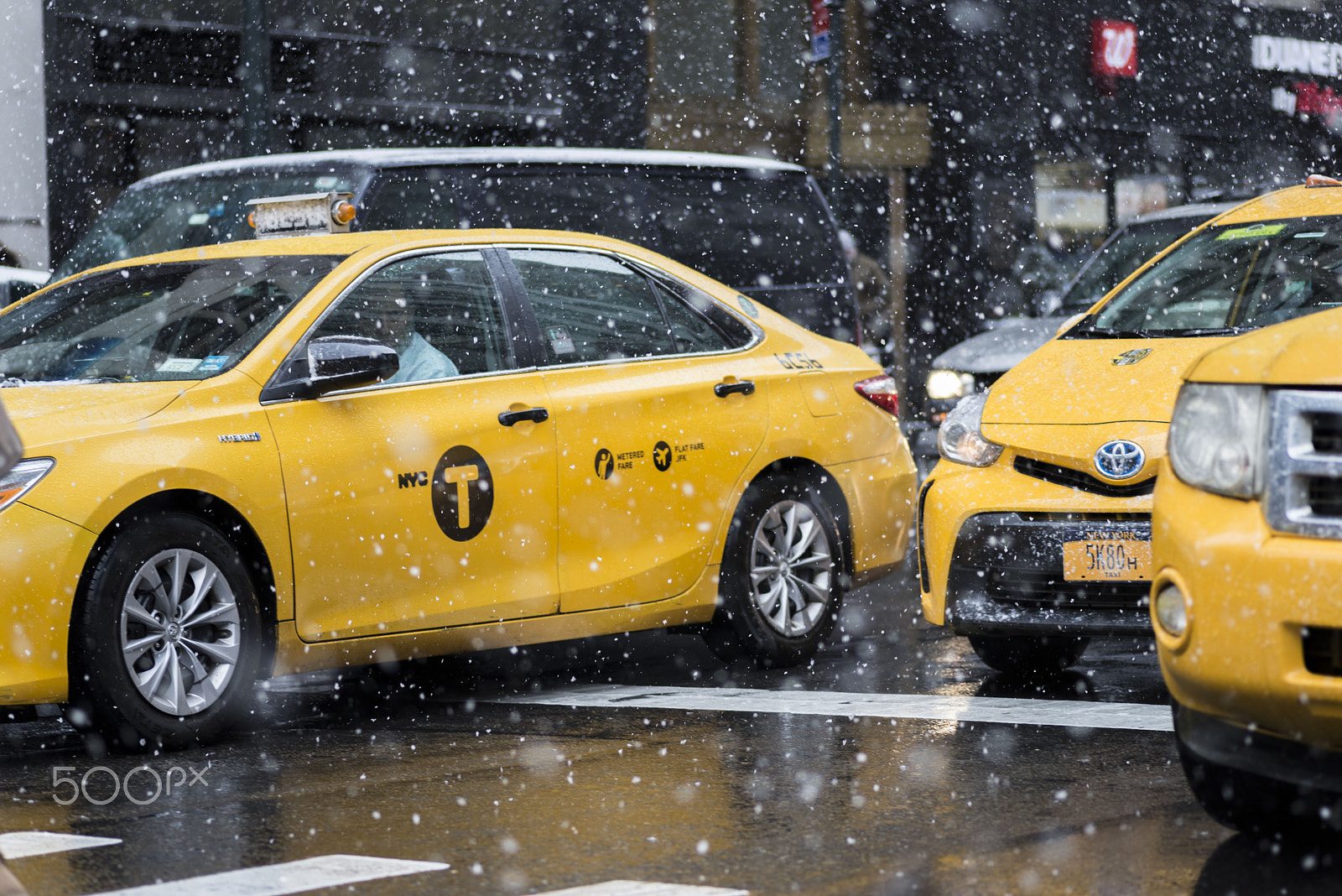 Tokina AT-X Pro 100mm F2.8 Macro sample photo. Yellow cabs nyc photography