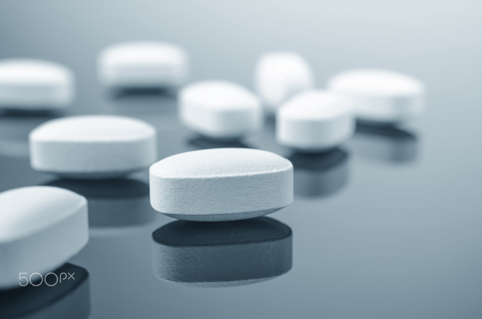 Nikon AF-S DX Micro Nikkor 40mm F2.8 sample photo. Close-up of medicine tablets photography