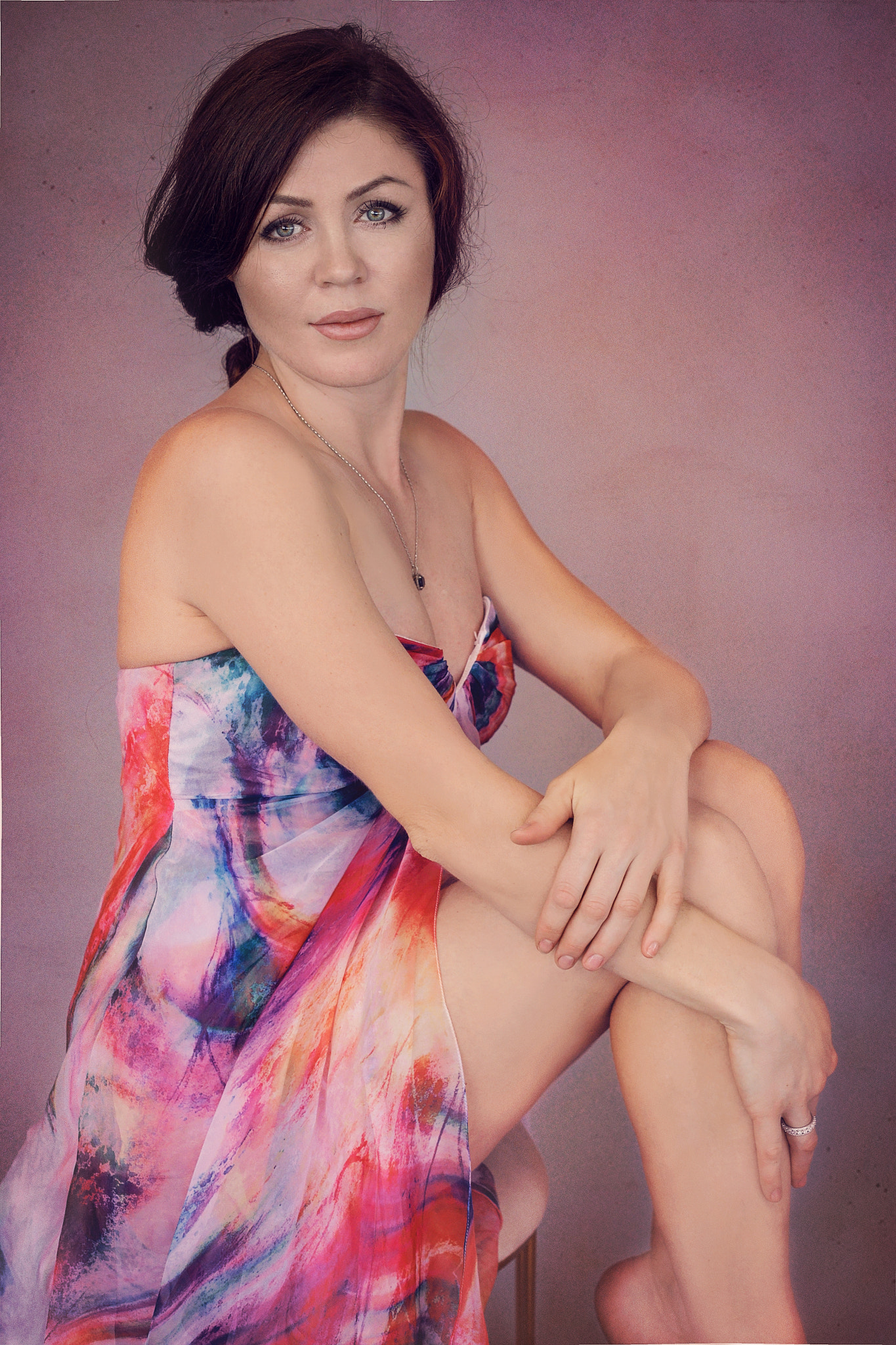Canon EF 85mm F1.8 USM sample photo. Portrait photo shoot photography