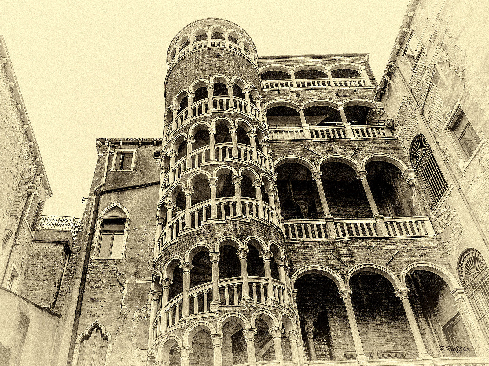 Canon EOS-1Ds Mark II sample photo. Contarini del bovolo photography