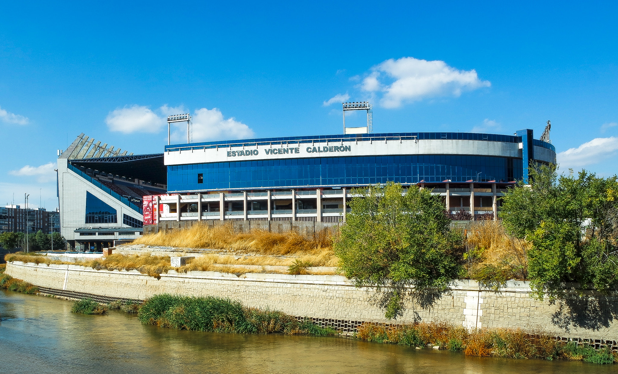 Samsung NX 16-50mm F3.5-5.6 Power Zoom ED OIS sample photo. Estadio vicente calderon photography