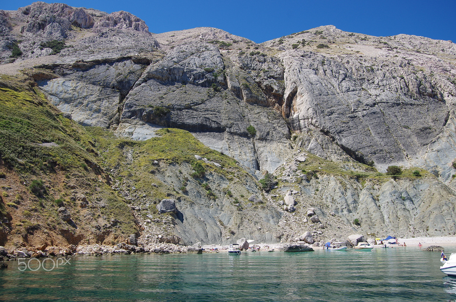 Pentax K-50 sample photo. Hidden small beach photography