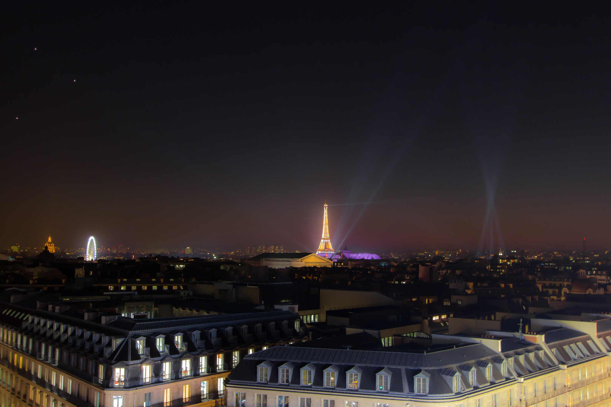 Canon EF-S 10-22mm F3.5-4.5 USM sample photo. Paris skyline photography