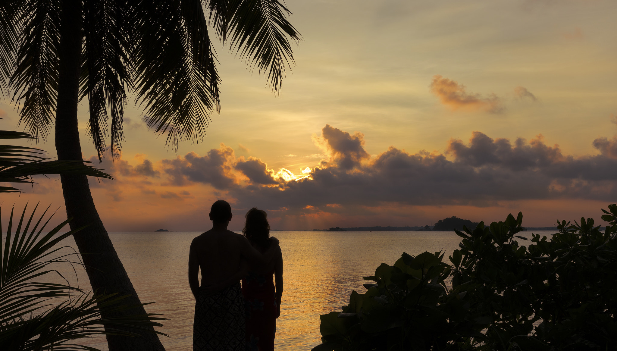 Canon EF 24-70mm F2.8L II USM sample photo. Romance photography