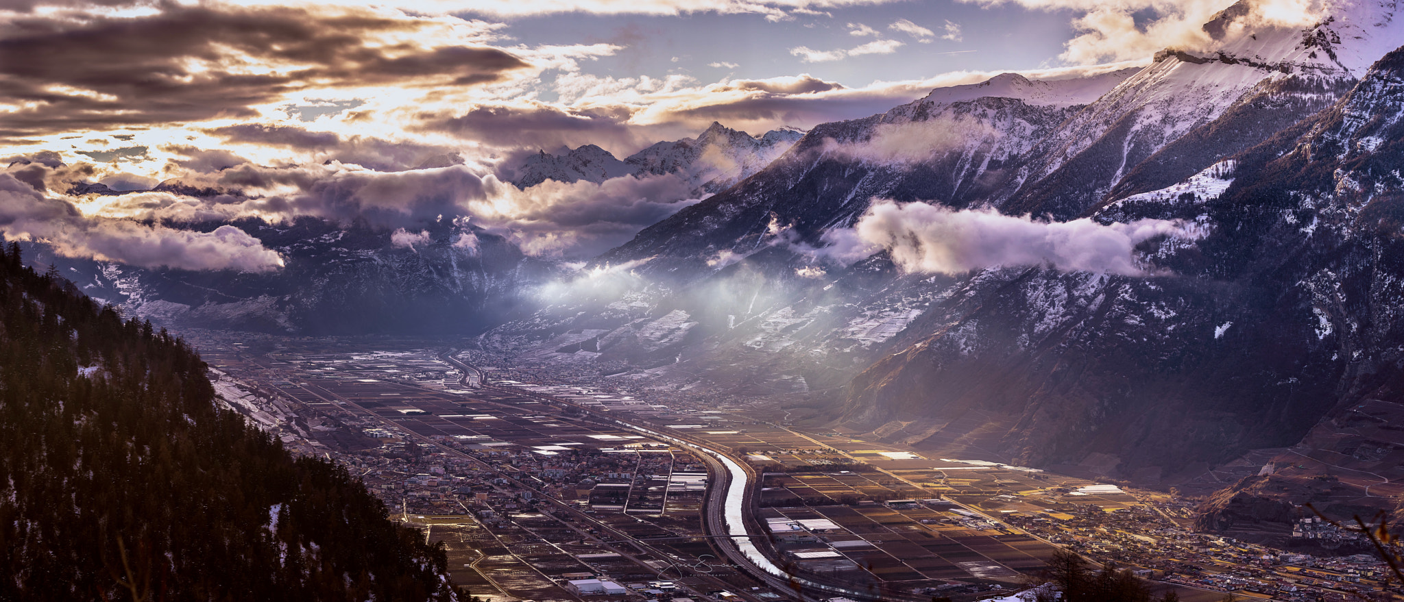 Canon EF 100-400mm F4.5-5.6L IS USM sample photo. Valley of the clouds photography