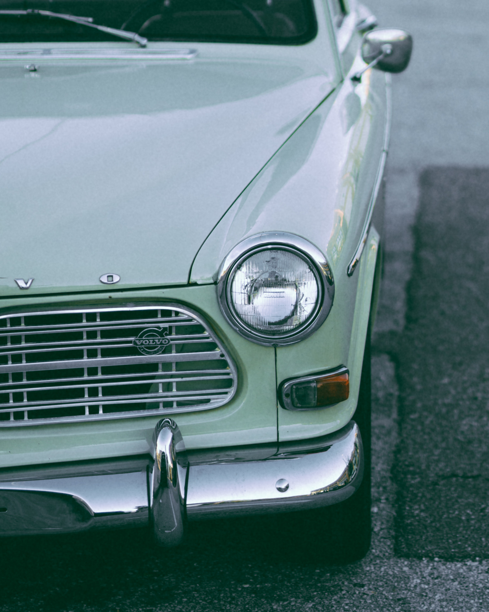 Minolta AF 50mm F1.4 [New] sample photo. Vintage volvo.  photography