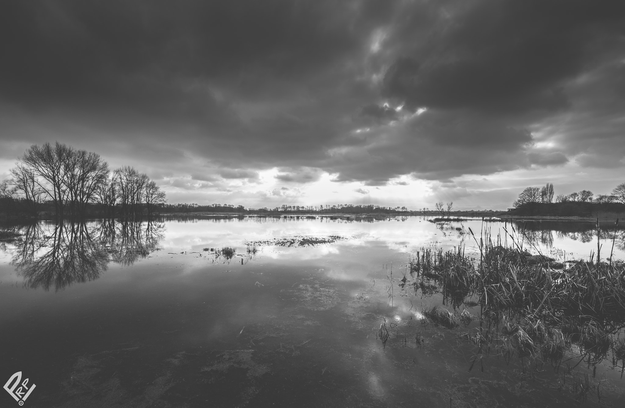 Sigma 10-20mm F4-5.6 EX DC HSM sample photo. Reflections photography