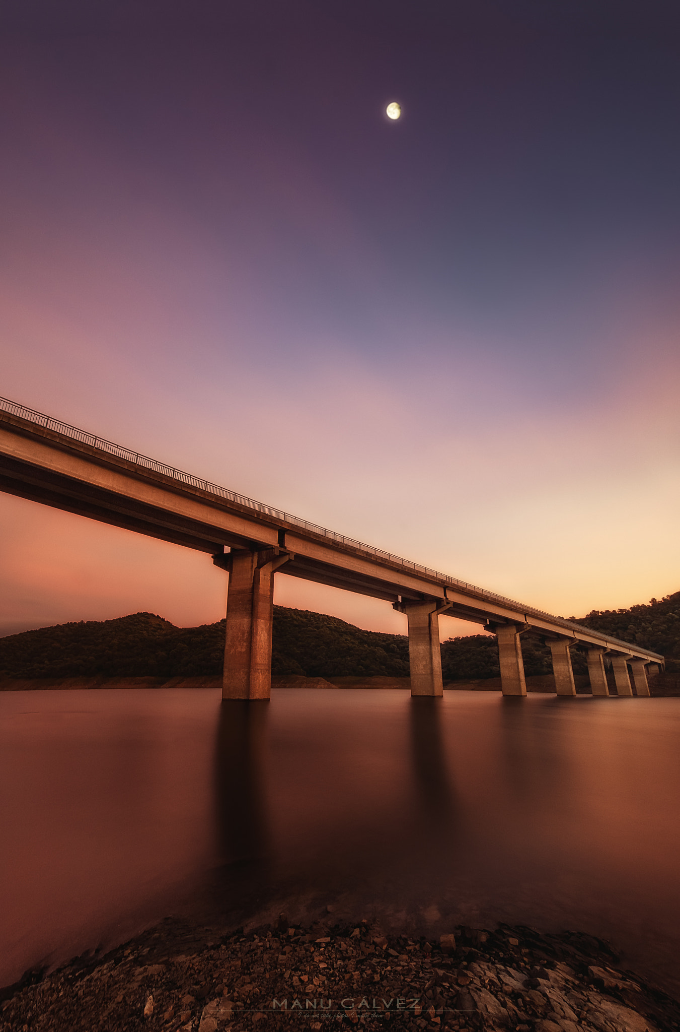Sigma 10-20mm F3.5 EX DC HSM sample photo. Navallana puente photography