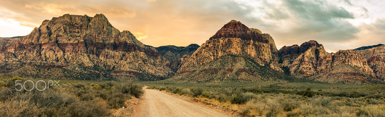 Canon EF 24-70mm F4L IS USM sample photo. Red rock canyon photography