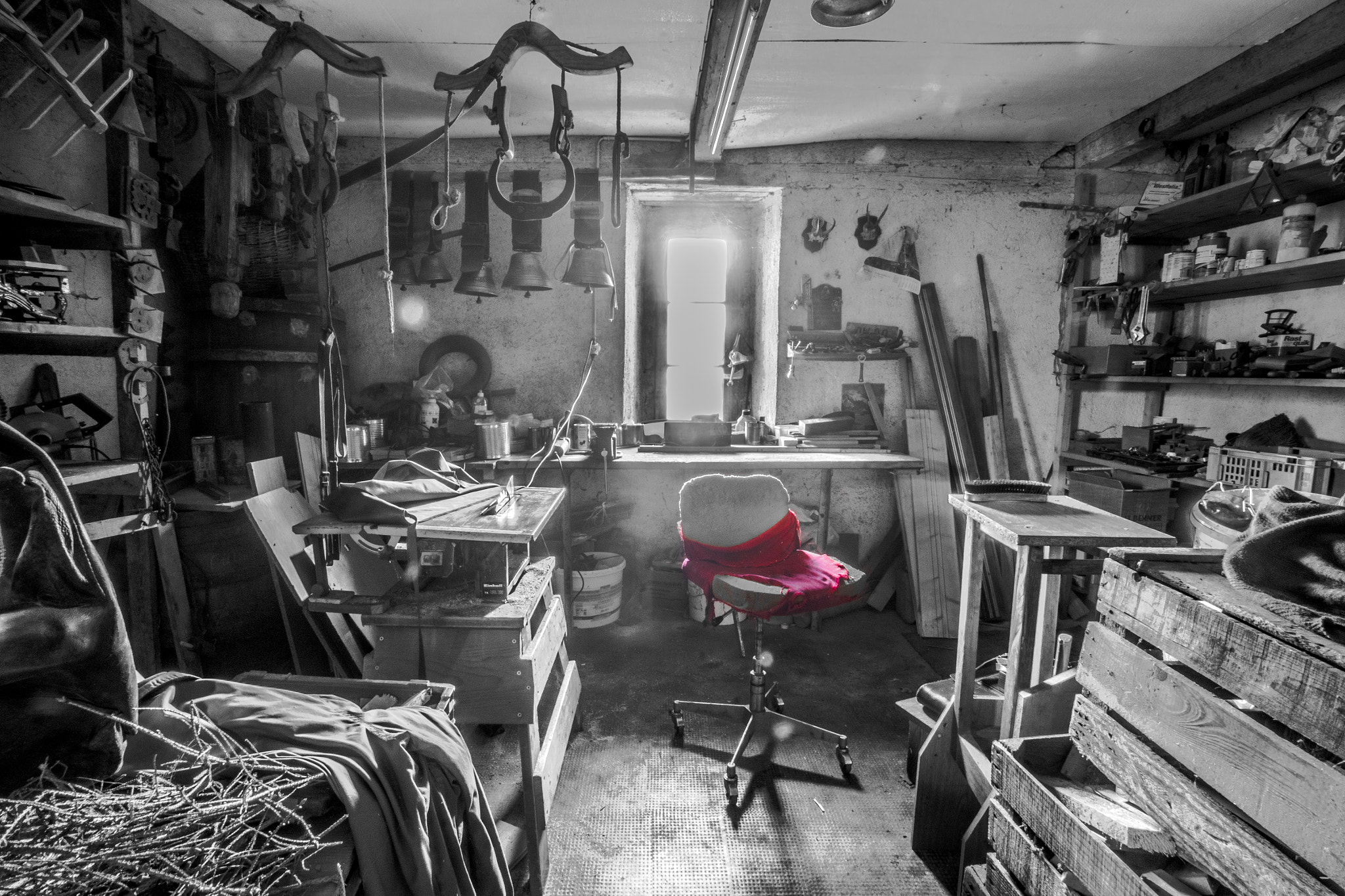 Sony a7R + Sony DT 11-18mm F4.5-5.6 sample photo. Red chair photography