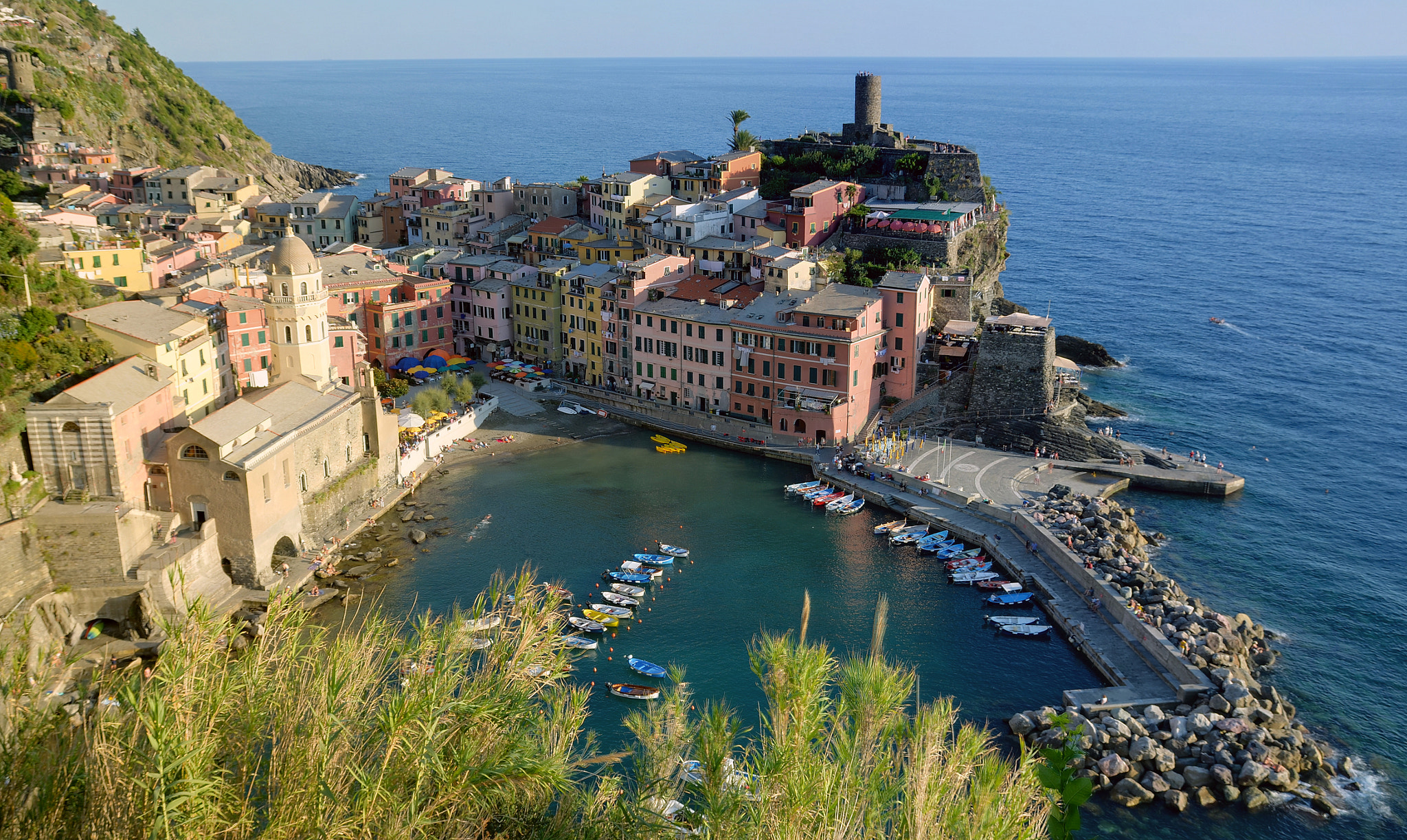 Sigma 17-70mm F2.8-4 DC Macro OS HSM sample photo. Vernazza photography