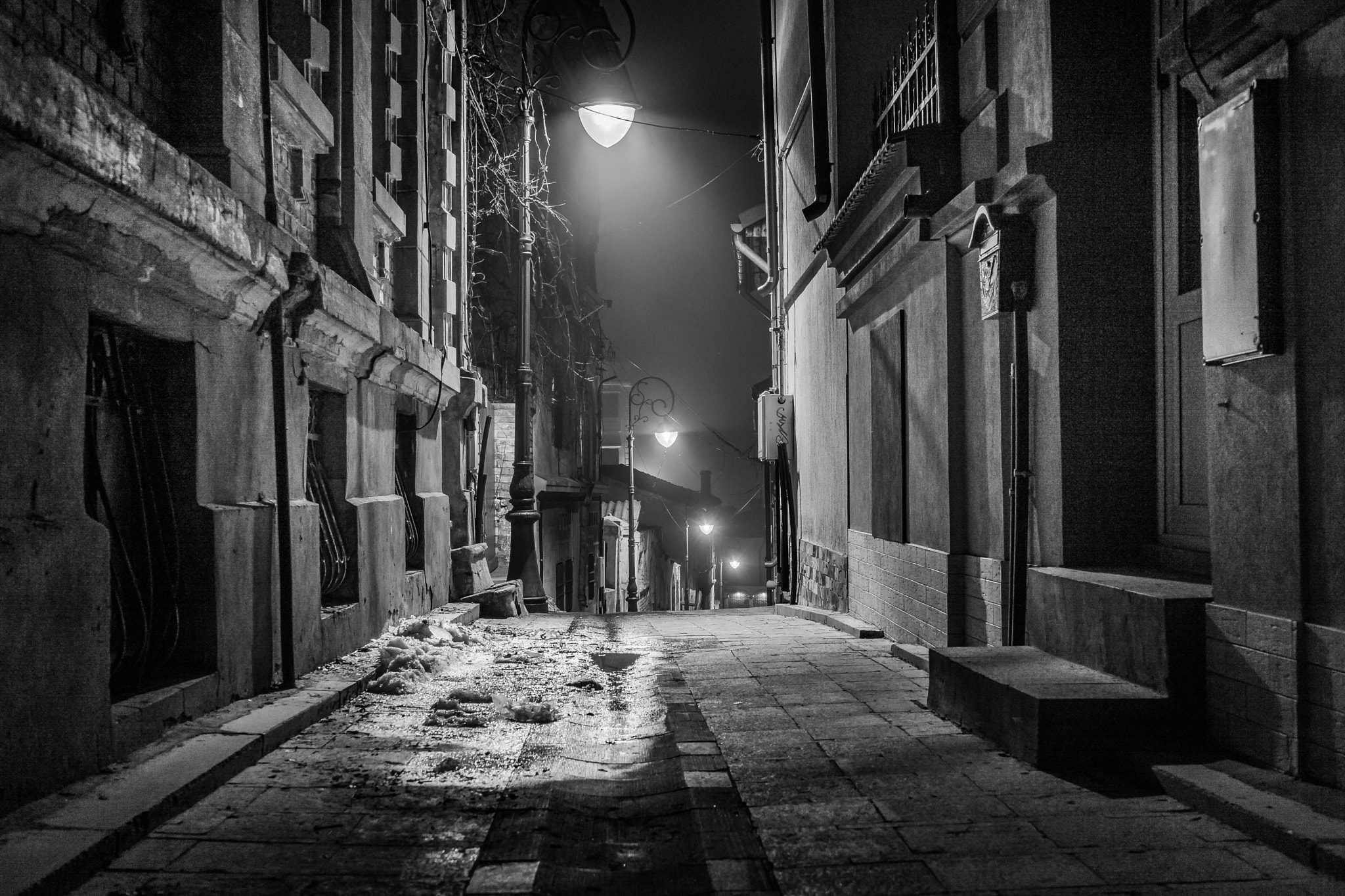 Sony a6000 + Sigma 30mm F2.8 EX DN sample photo. Night walking photography