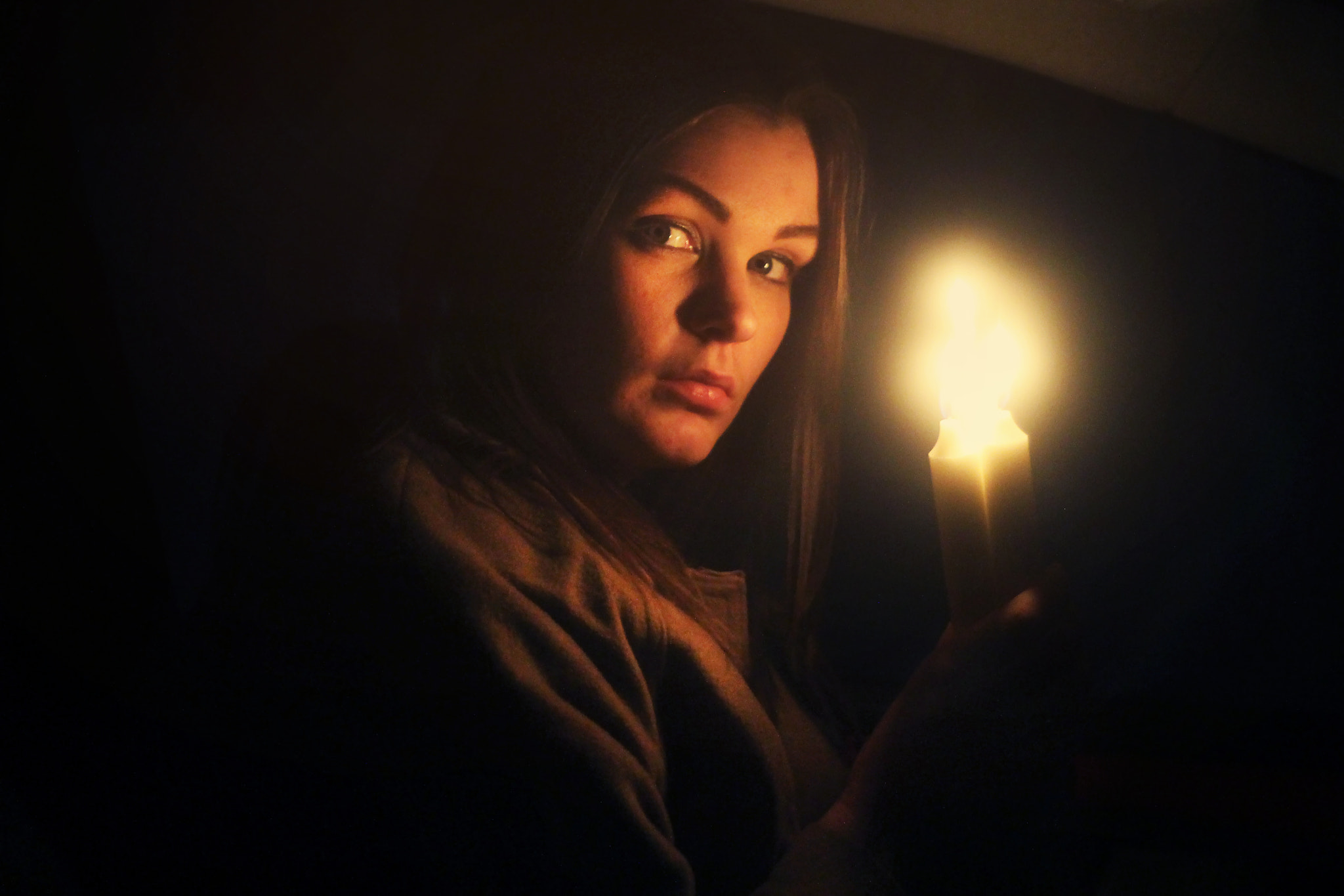 Canon EF 50mm f/1.8 sample photo. Blackout photography