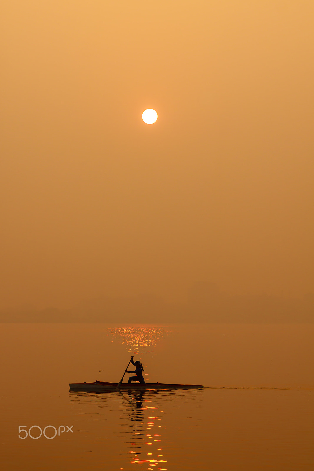 Canon EOS 50D + Canon EF 70-200mm F4L USM sample photo. Woman with boat on west lake photography