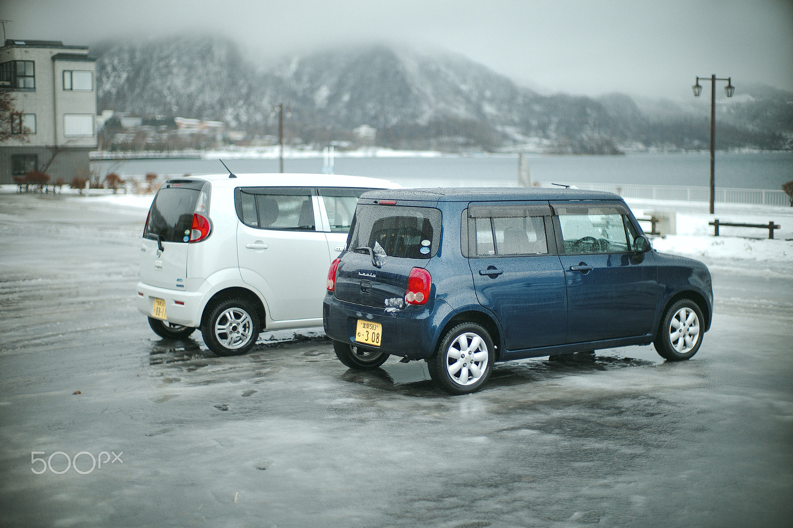 Leica M9 + Noctilux-M 50mm f/1 sample photo. Snow photography