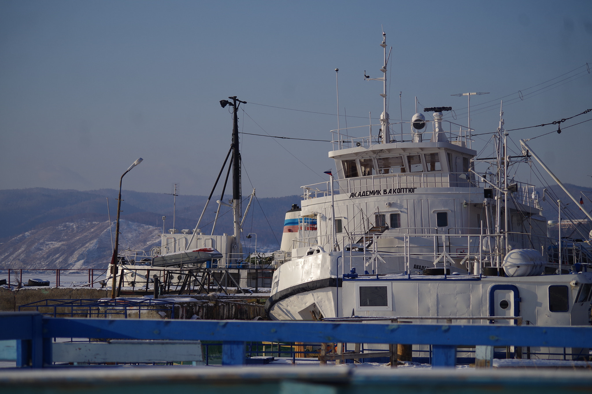 Pentax K-S2 + smc Pentax-DA L 50-200mm F4-5.6 ED WR sample photo. Листвянка photography