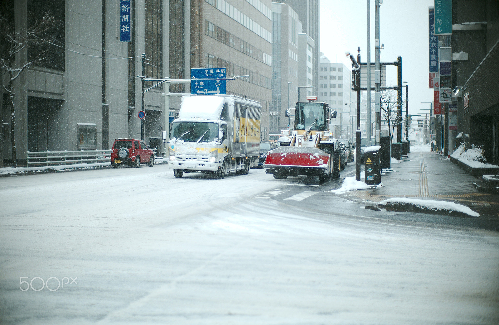 Leica M9 + Noctilux-M 50mm f/1 sample photo. Snow photography