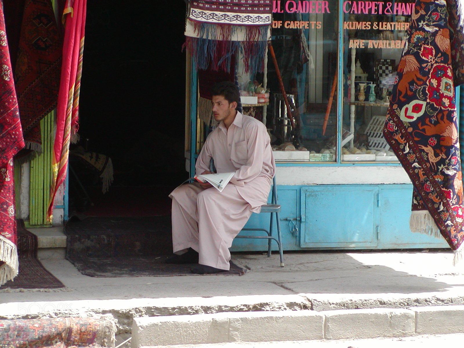 Olympus C700UZ sample photo. Kabul carpet photography