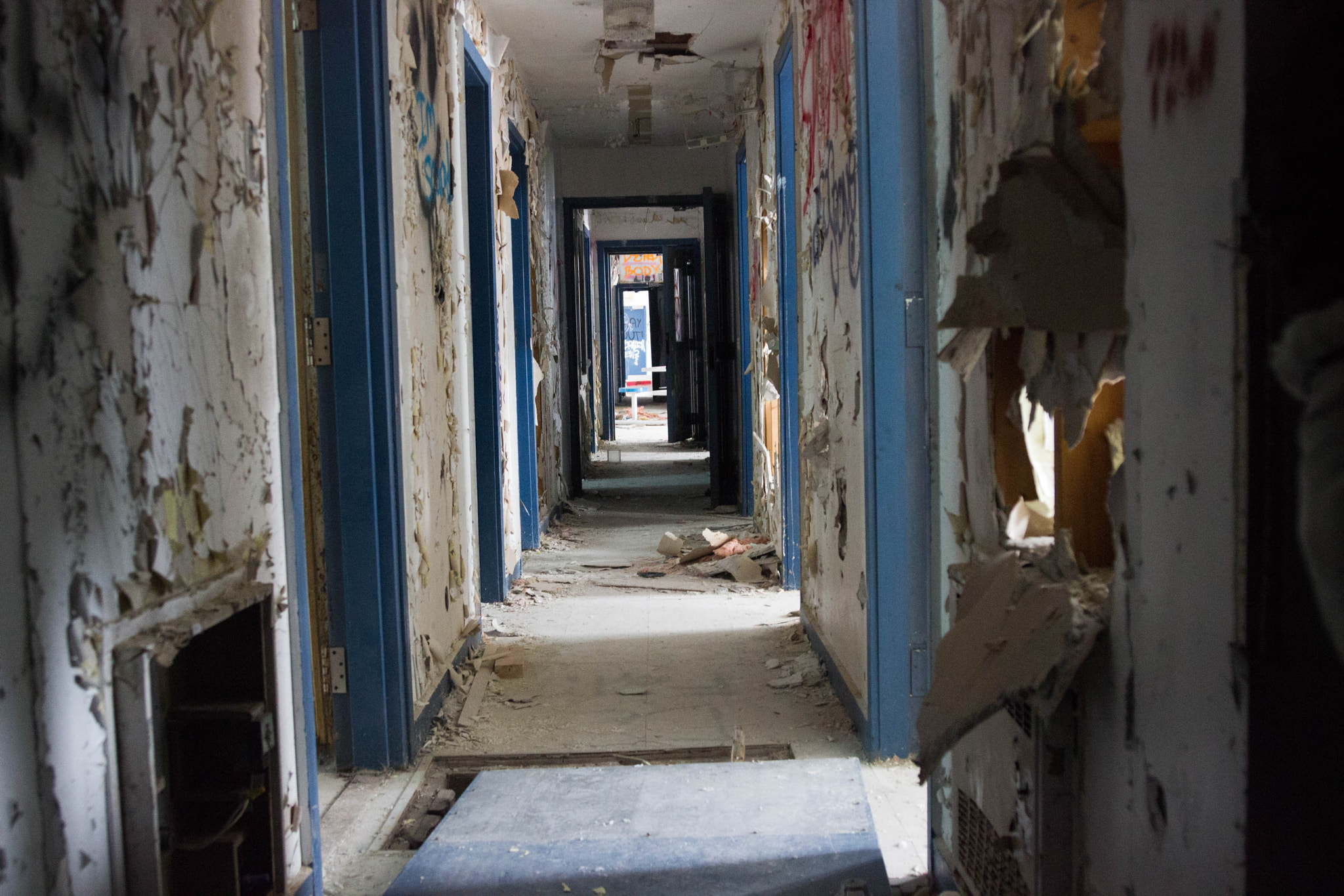 Canon EOS 600D (Rebel EOS T3i / EOS Kiss X5) sample photo. Abandoned ontario photography