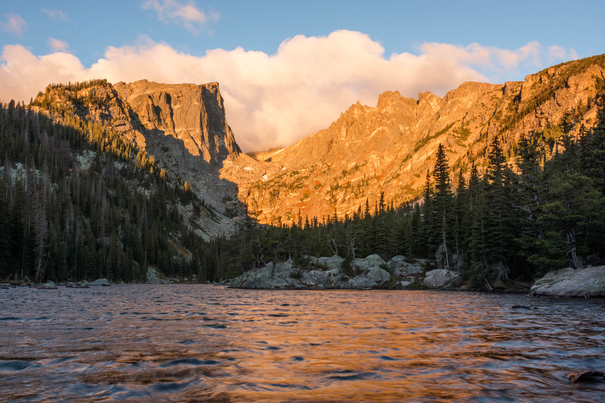 Sony SLT-A65 (SLT-A65V) + Sony 20mm F2.8 sample photo. Dream lake photography