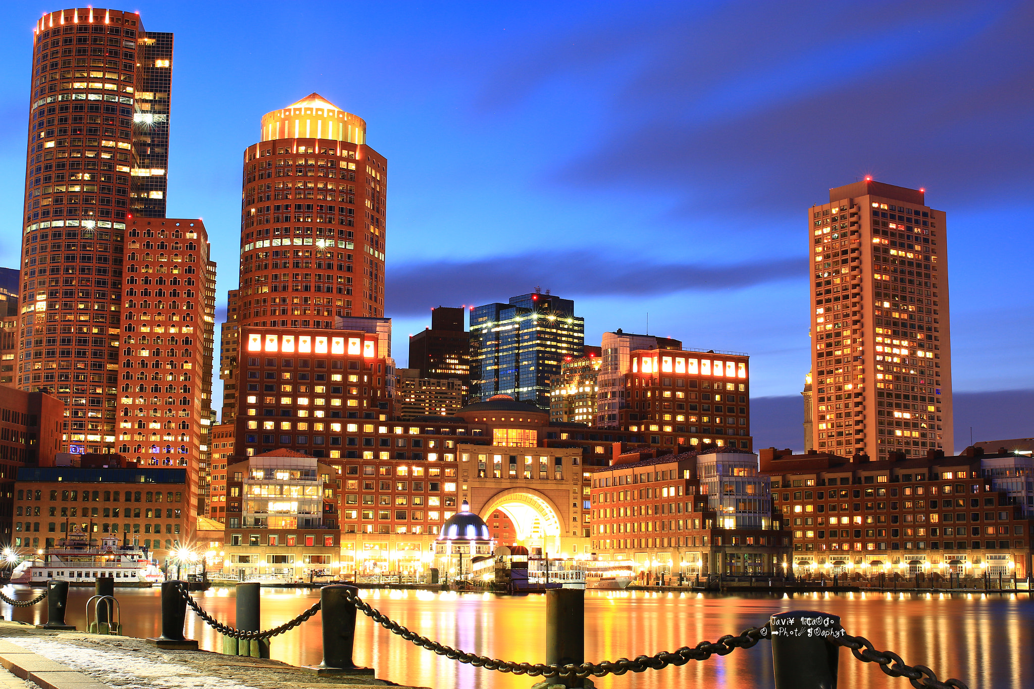 Canon EOS 70D + Sigma 35mm F1.4 DG HSM Art sample photo. Boston waterfront photography