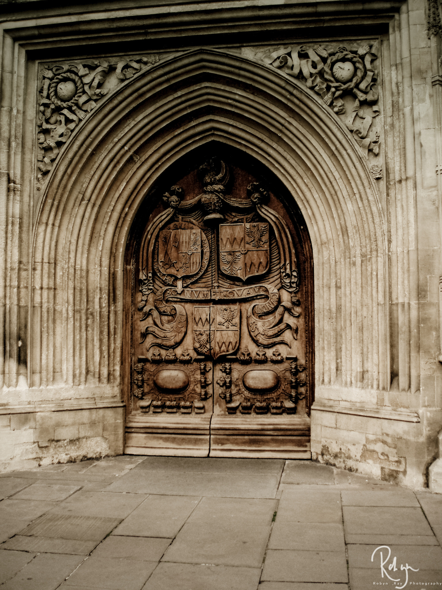 Olympus u710,S710 sample photo. Old church door photography