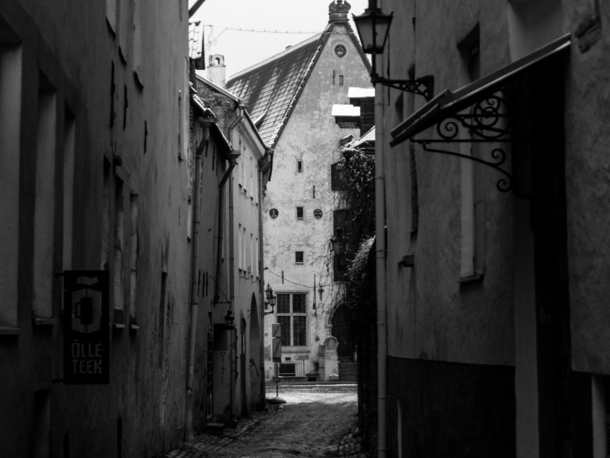 Olympus PEN E-PL6 sample photo. Old tallinn photography