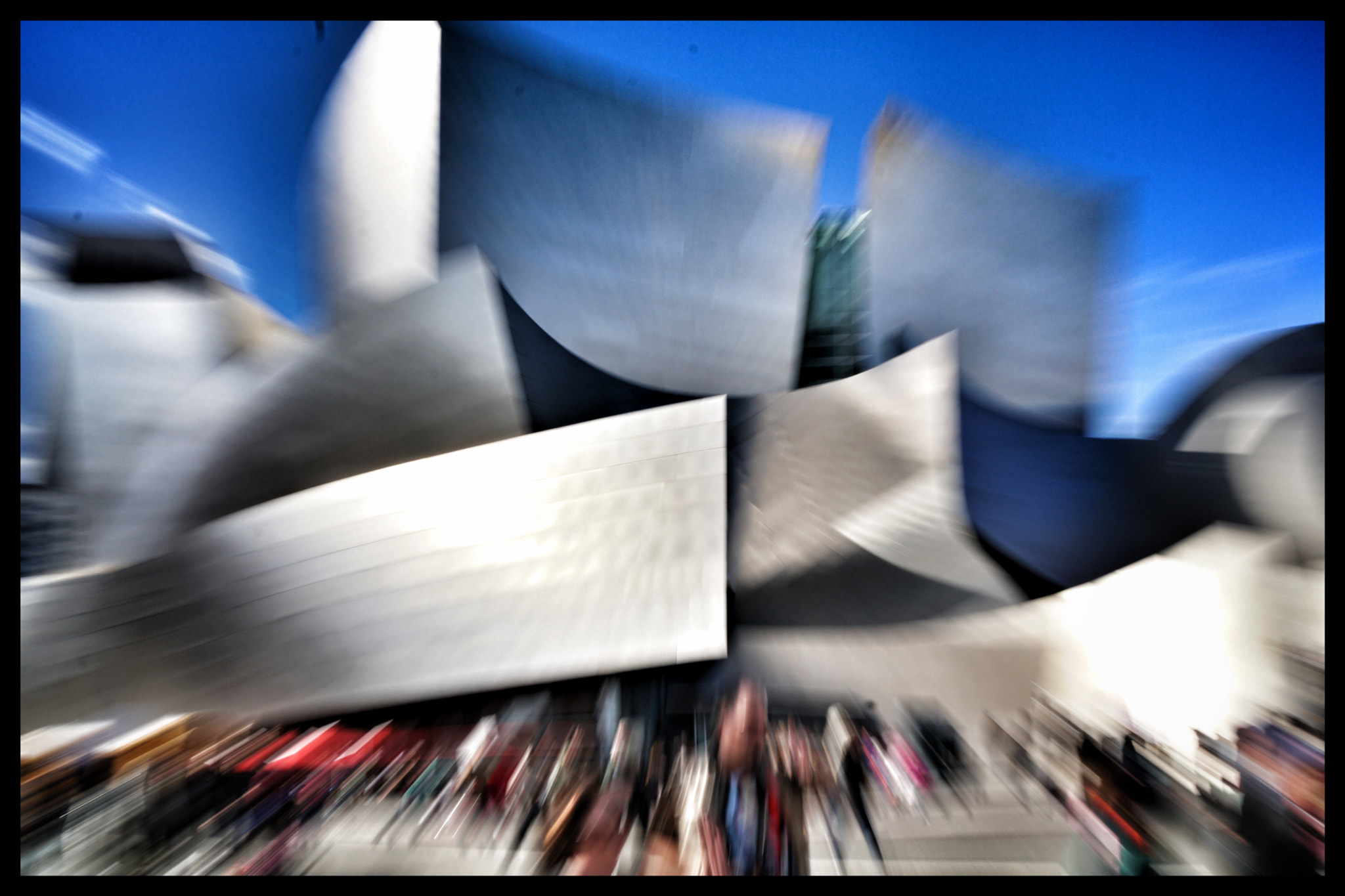 Sony a6300 + Sony Vario-Tessar T* E 16-70mm F4 ZA OSS sample photo. Disney concert hall photography