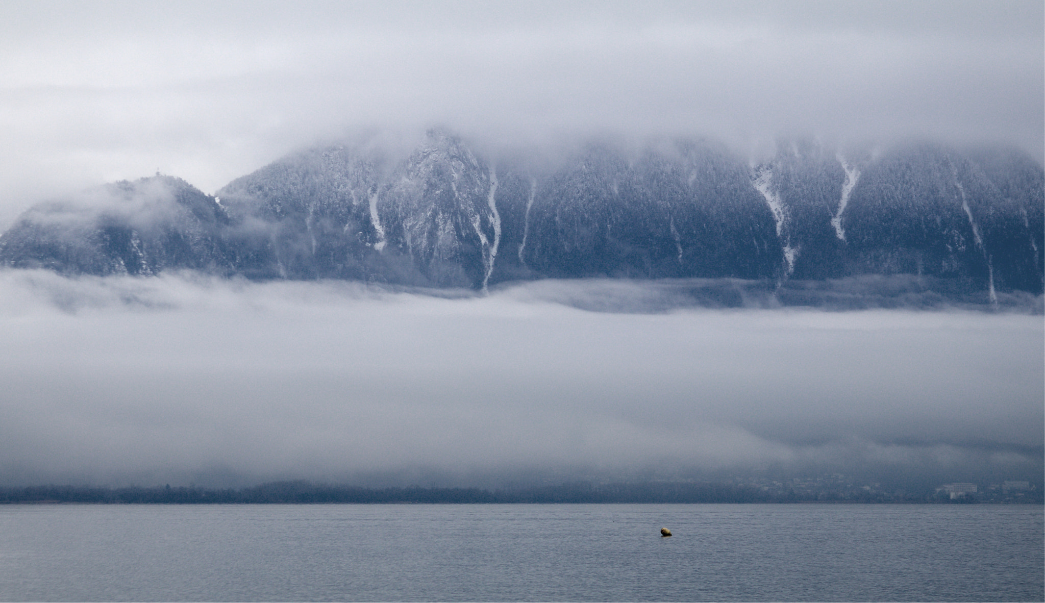 Canon EF 28-135mm F3.5-5.6 IS USM sample photo. Lake geneva photography