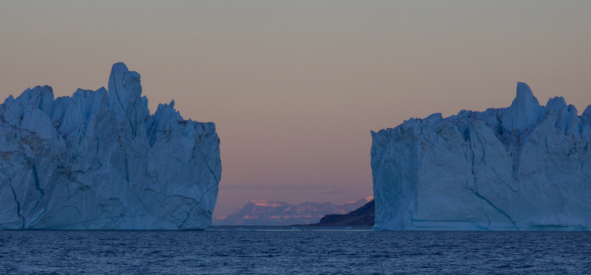 Olympus OM-D E-M1 sample photo. Greenland  icebergs  at  sunset photography