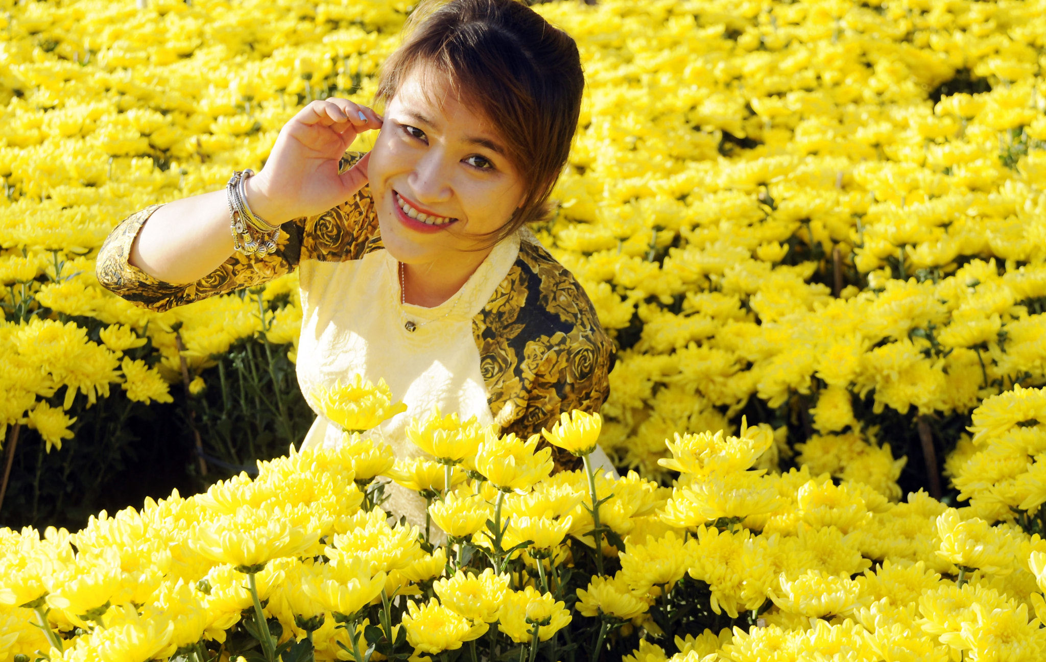 Nikon D5000 sample photo. Miss yellow photography